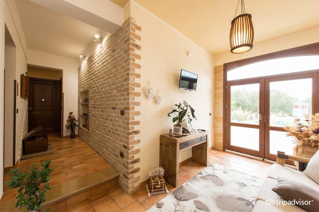 B&B L'Angolino Della Nonna Castelluzzo Exterior photo